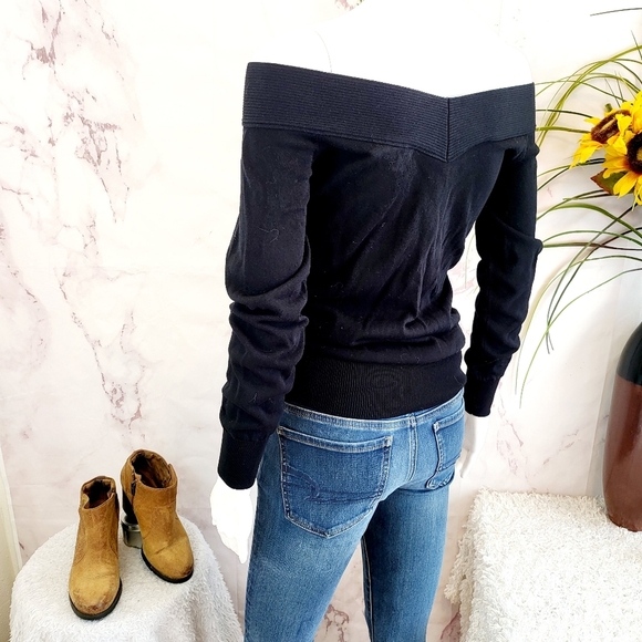 Reiss Chic Off-Shoulder Black sweater - Picture 5 of 7